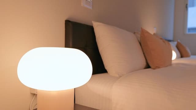 Room (6-Person)
