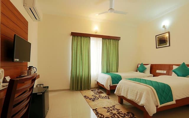 Business Single Room, 1 Bedroom, Accessible, Pool View
