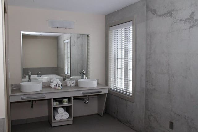 Signature Suite, Hot Tub, Marina View