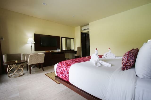 Deluxe Double or Twin Room