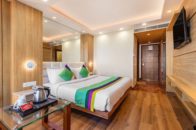 Deluxe Honeymoon Suite With Valley View