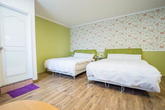 Elite Quadruple Room, 2 Double Beds