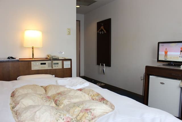 Semi-Double Room, Non Smoking