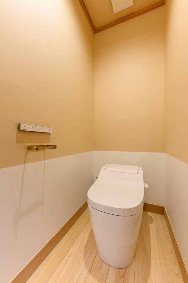 Twin Room with Shared Bathroom, Non Smoking - KIRI