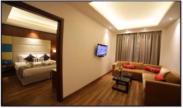 Luxury Suite, 1 King Bed, Non Smoking