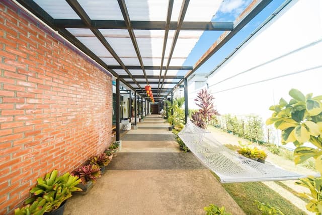 8-Bed Mixed Dormitory