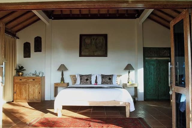 Garden Bungalow