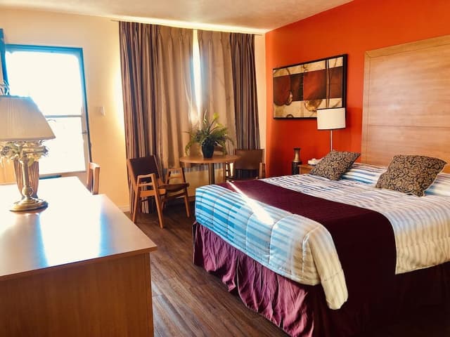 Standard Room, 1 Queen Bed, Non Smoking