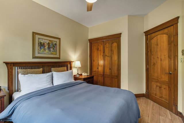 Condo, 2 Bedrooms (Manoirs 110-9)