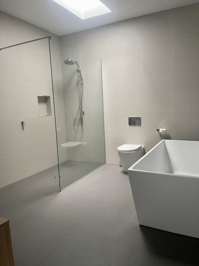 Two Bedroom Apartment (1 King + 2 Single)