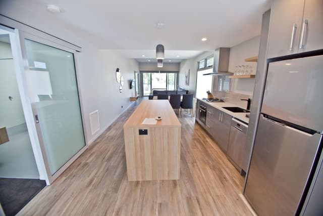Two Bedroom Apartment (1 King + 2 Single)