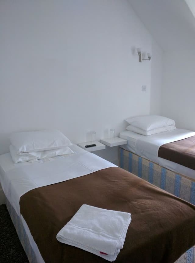 Double or Twin Room, Ensuite