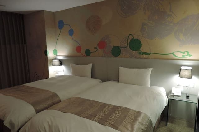 Standard Twin Room