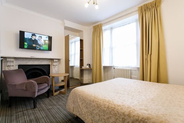 Double or Twin Room, Ensuite