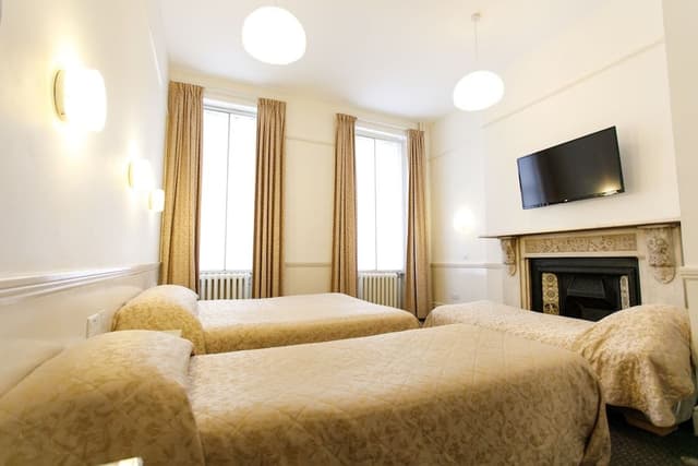 Quadruple Room, Ensuite