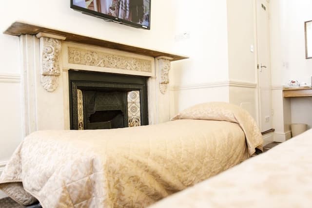 Quadruple Room, Ensuite