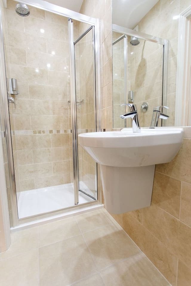 Triple Room, Ensuite