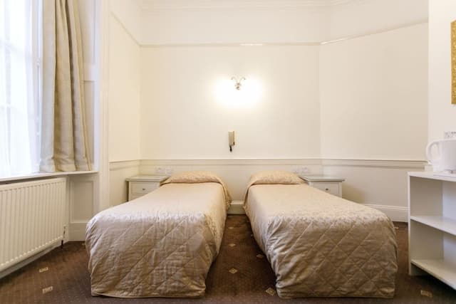 Double or Twin Room, Ensuite