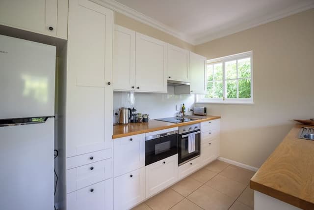 Apartment, 2 Bedrooms, Garden Area (Minimum Age 18)