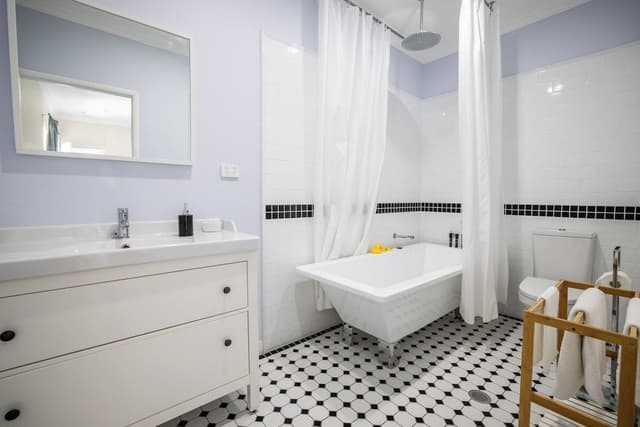 Luxury Apartment, 2 Bedrooms, Pool Access (Minimum Age 18