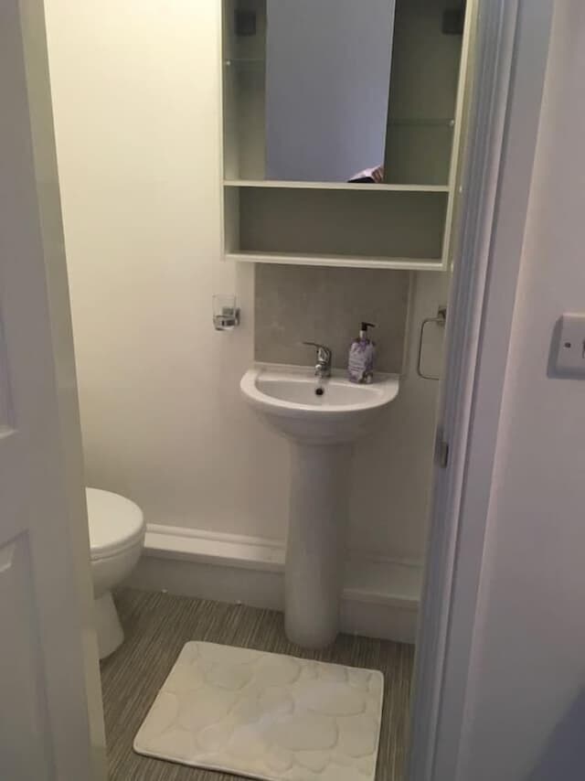 Spacious Ensuite Room