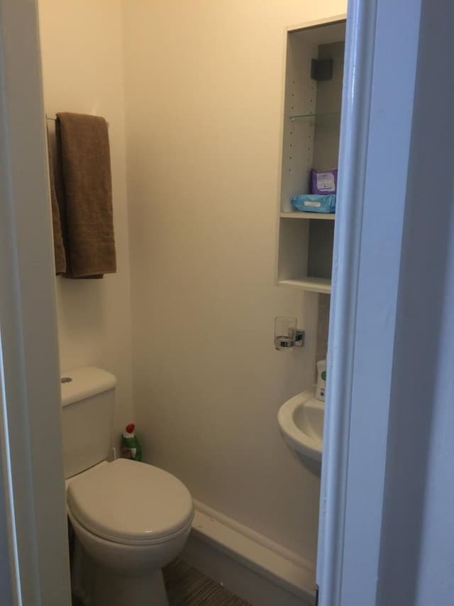 Snug Ensuite Room