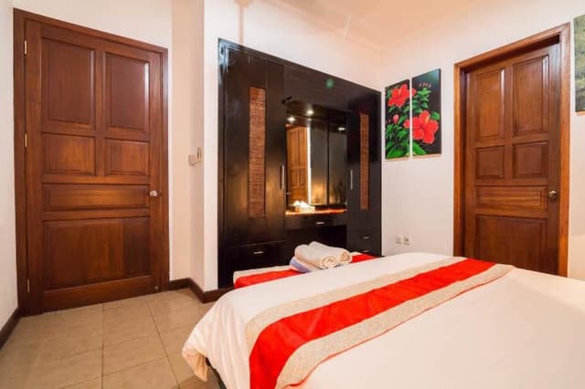 Luxury Villa, 2 Bedrooms, Kitchen, Pool View