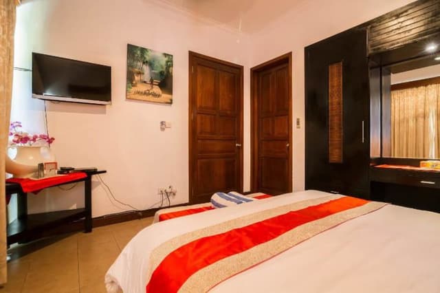 Luxury Villa, 2 Bedrooms, Kitchen, Pool View