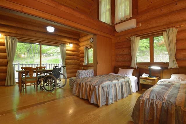 Bungalow, 5 Bedrooms, Accessible, Smoking