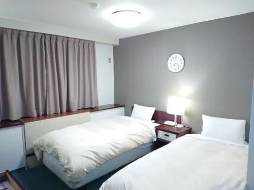 Twin Room - Smoking