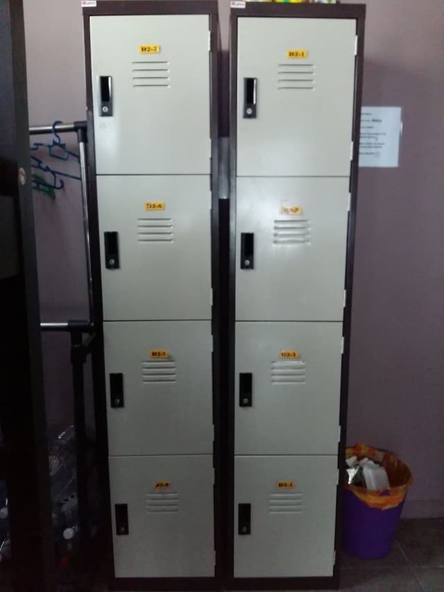 1 Bed in a 7-Bed Female Dorm