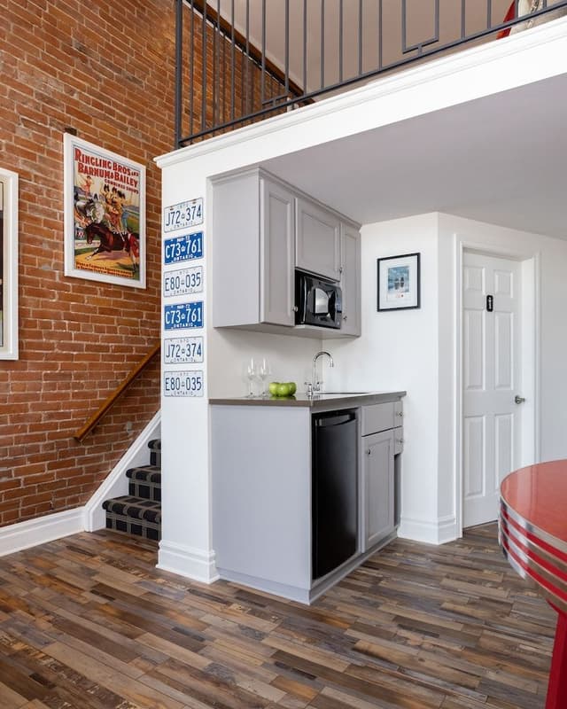 Superior Loft