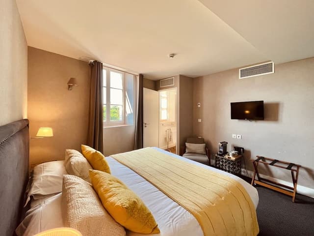 Prestige Twin Room