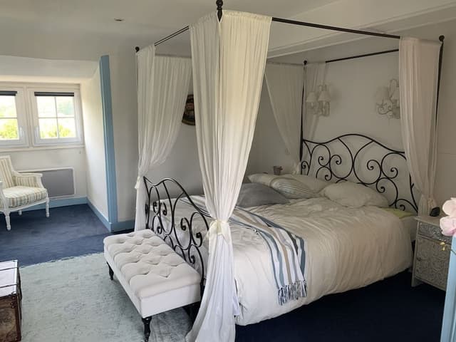 Deluxe Suite, 1 Double Bed, Garden View, Garden Area