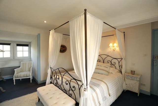Deluxe Suite, 1 Double Bed, Garden View, Garden Area