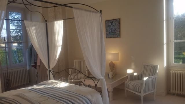Deluxe Suite, 1 Double Bed, Garden View, Garden Area