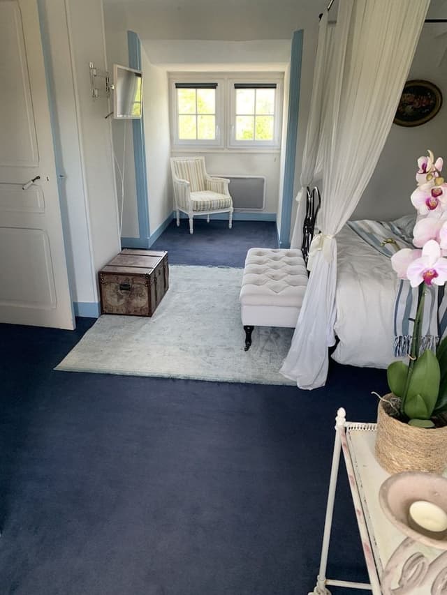 Deluxe Suite, 1 Double Bed, Garden View, Garden Area