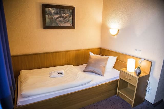 Triple Room, 2 Bedrooms, Non Smoking