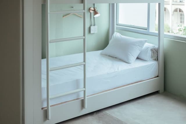 6 Beds Group Dormitory