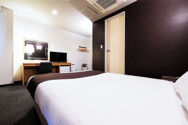 Basic Double Room