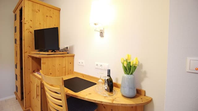 Double Room, Non Smoking