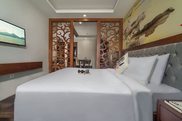Family Apartment, 2 Bedrooms, 2 Bathrooms, Beachfront