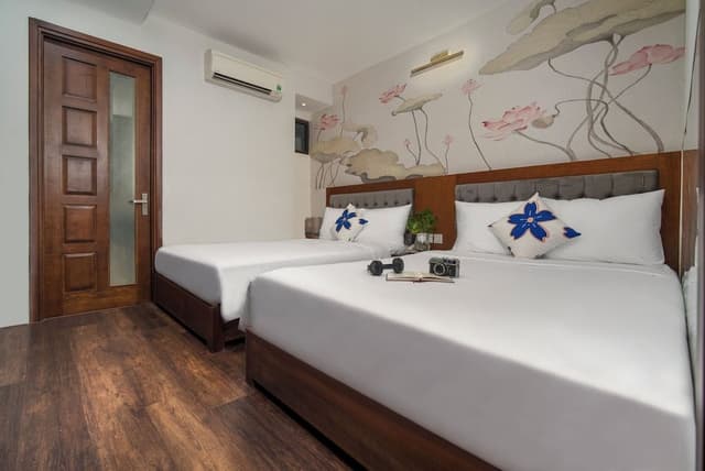 Deluxe Room, Private Bathroom, Beachside