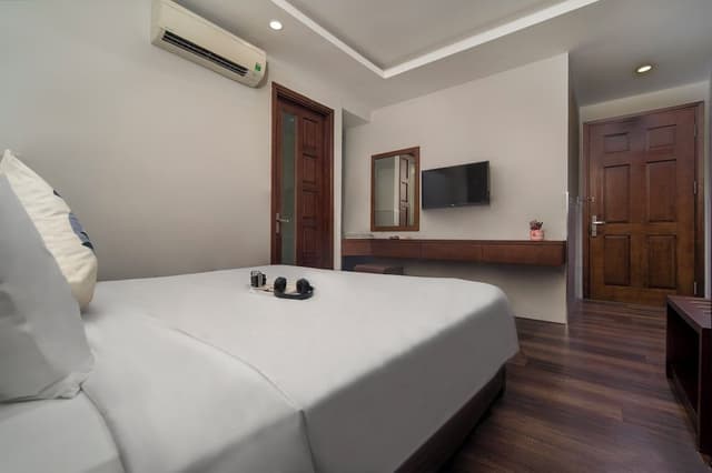 Family Apartment, 2 Bedrooms, 2 Bathrooms, Beachfront