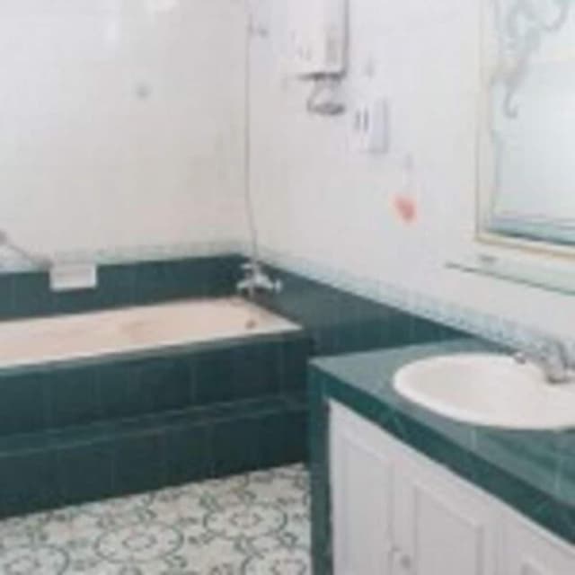 House, 4 Bedrooms