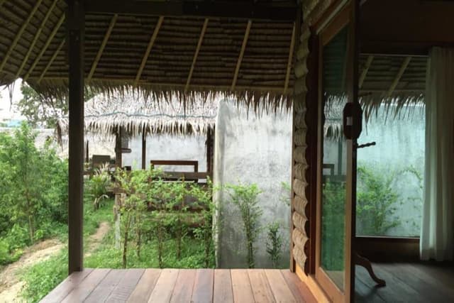 Waterfront Forest Bungalow