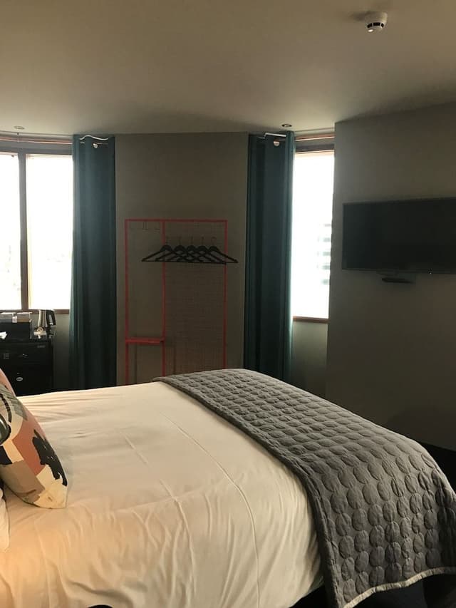 Double Room (Roomy)