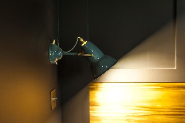 Room (Dinky)