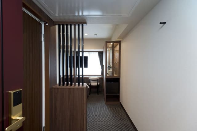 Single Comfort Universal Design [All Rooms are Non-Smoking]
