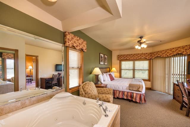 Grand Villa, 2 Bedrooms